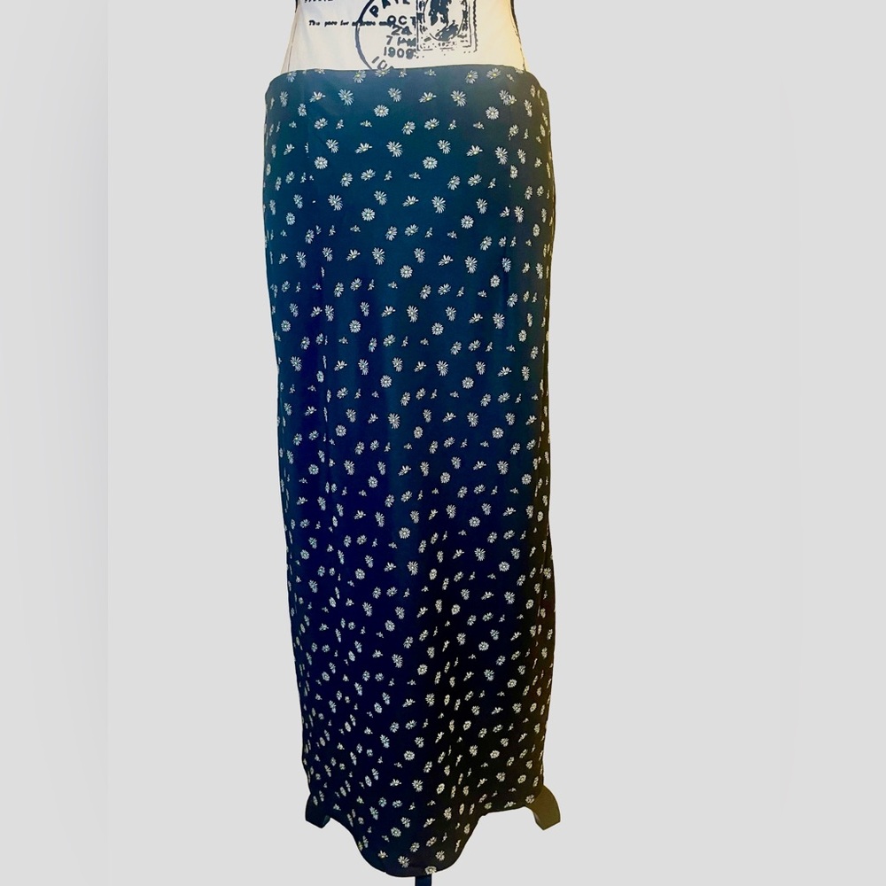 Rachel Zoe A-line Black Floral Midi Skirt – Size 10 - Picture 2 of 5